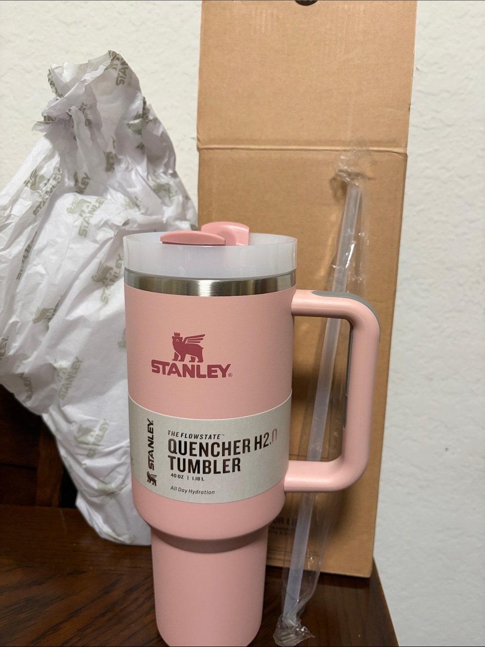 Stanley Pink Quencher H2.0 Tumbler with Handle